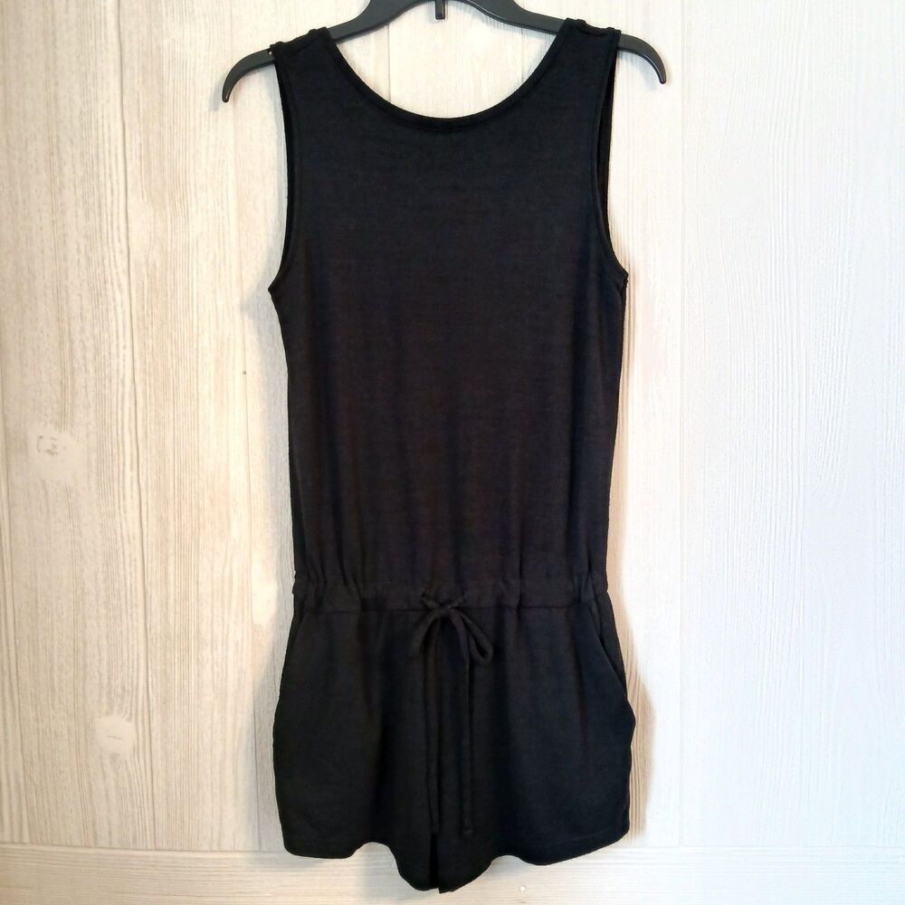 Gap Women Size XS Solid Black Sleeveless Casual Romper Drawstring Waist Pockets